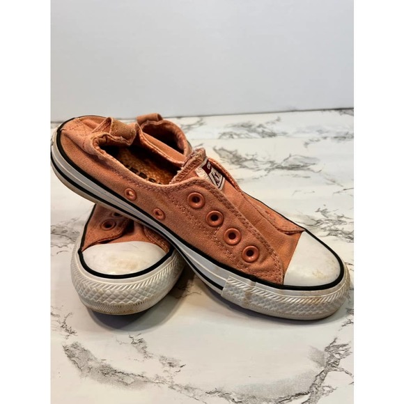 Pink Converse Low Top no lace Shoes size 6 - Picture 8 of 9